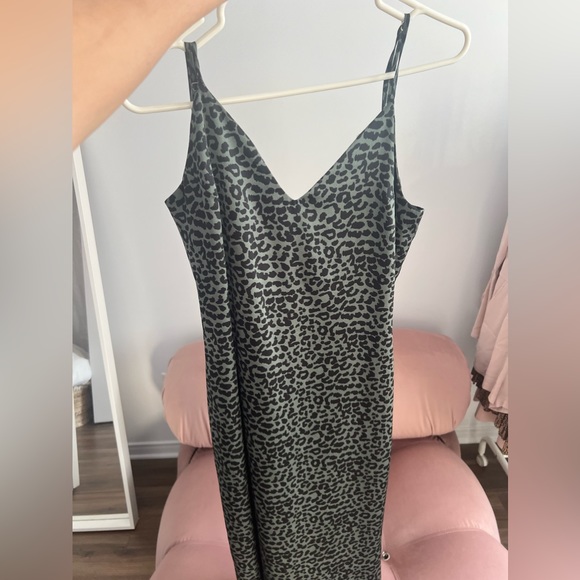 Zara leopard green and black dress - Picture 2 of 3